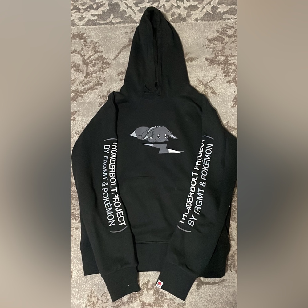 Pokémon x Fragment Thunderbolt Project Hoodie #2 Eevee (Hypefest 2018) Size M